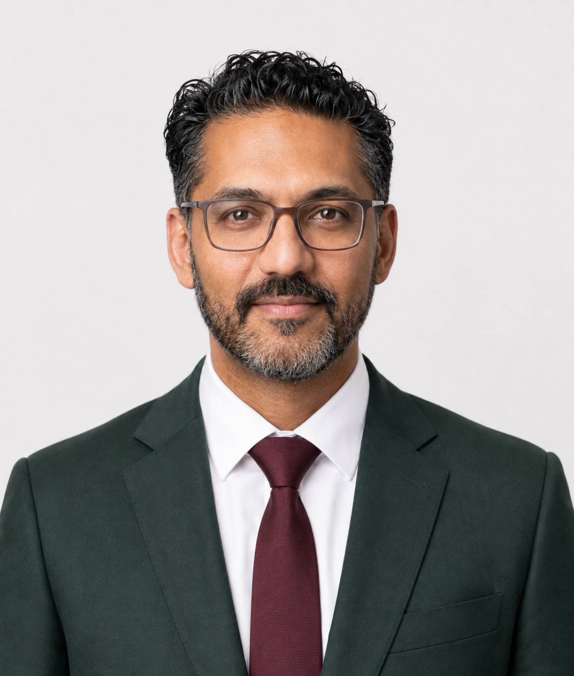 Dr. Hasnain Shah, Clinical & Scientific Advisor at AiCenna